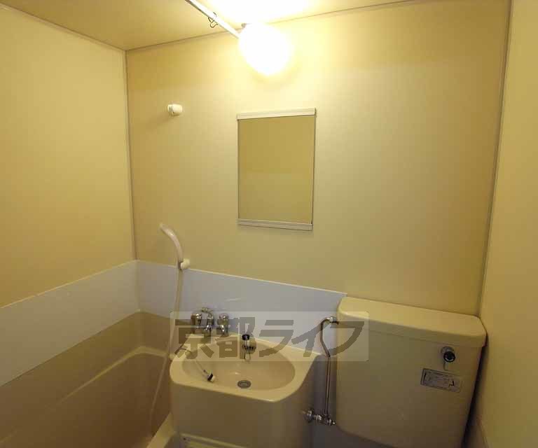 洗面設備　洗面台です