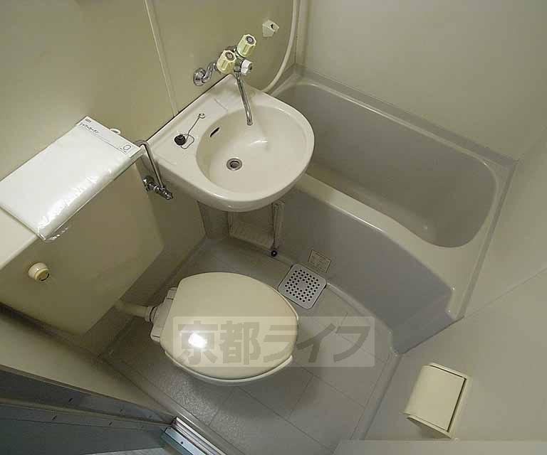 バス・シャワールーム　お掃除も楽々ですよ・