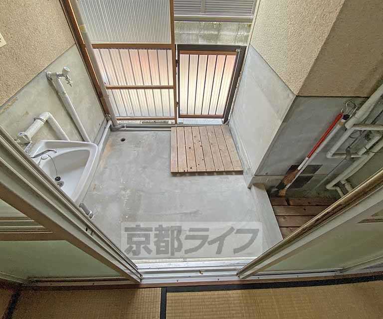 バルコニー　専用テラスです。