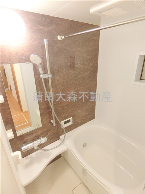 バス・シャワールーム　お風呂　浴室乾燥機　追い焚き機能付き