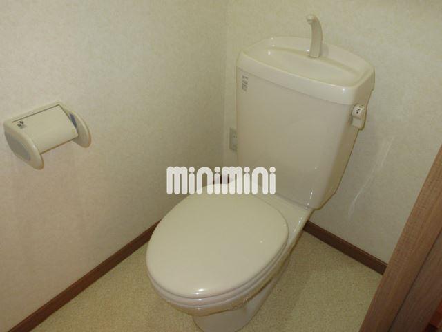 トイレ　コンセントが設置されたトイレです