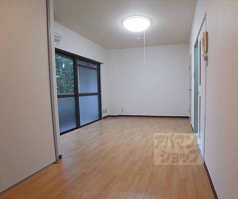 居室・リビング　洋室