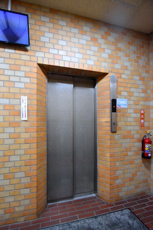 ロビー　チュリス中町（1979年築）