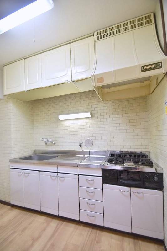 キッチン　チュリス中町（1979年築）