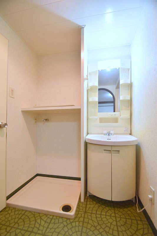 洗面設備　チュリス中町（1979年築）