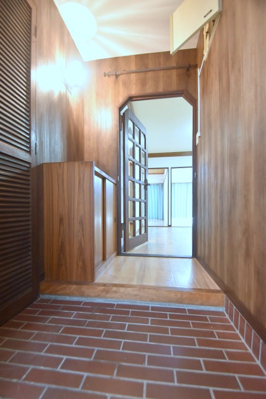 玄関　チュリス中町（1979年築）