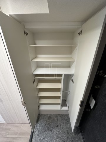 収納　プレサンス大国町ブライス　シューズボックス