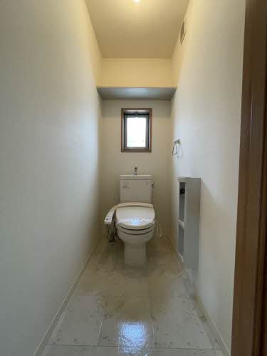 トイレ　トイレもきれいです