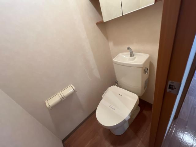 トイレ　トイレ