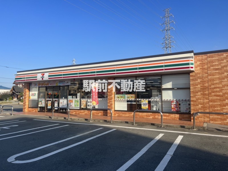 コンビニ　セブンイレブン大牟田田隈店（コンビニ）まで300m
