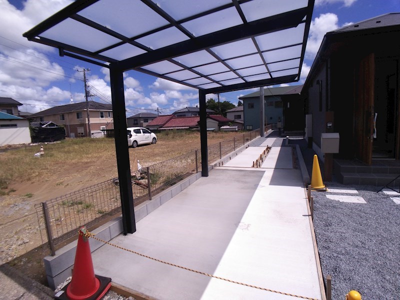 駐車場　駐車場