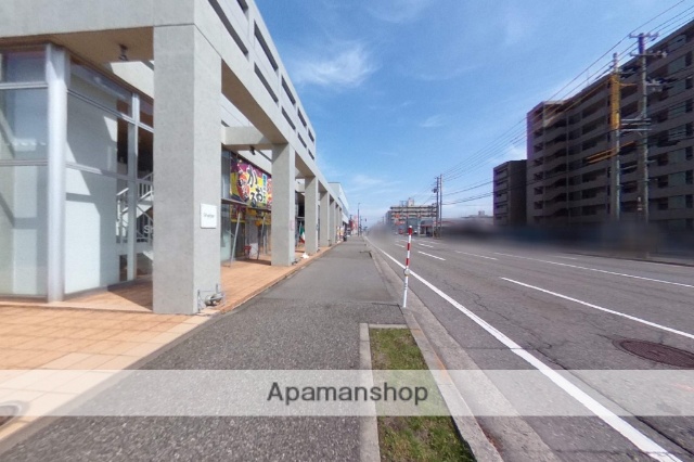 その他　前面道路（その他）まで0m