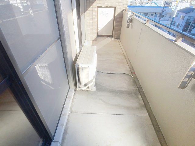 バルコニー　2025年12月撮影