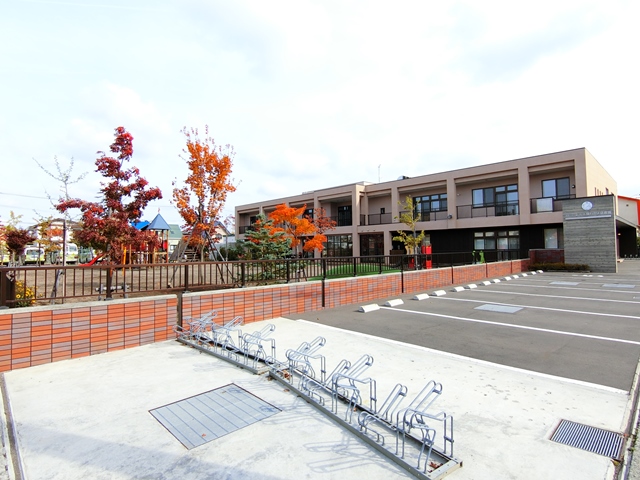 幼稚園・保育園　認定こども園元江別わかば幼稚園（幼稚園・保育園）まで682m