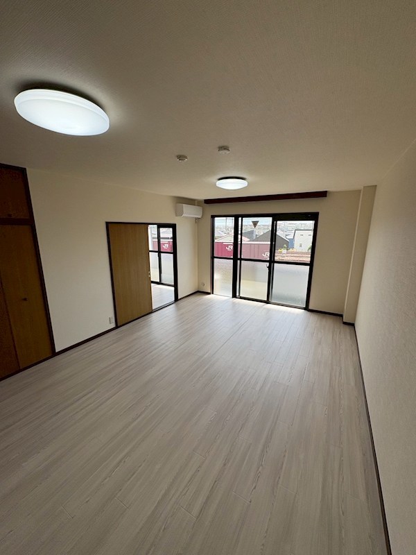 居室・リビング　別部屋参照写真