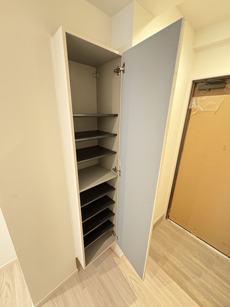 収納　※建築中の写真です