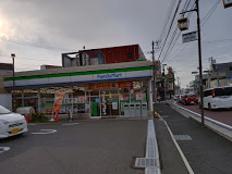 コンビニ　ファミリーマート 市川八幡店（コンビニ）まで813m