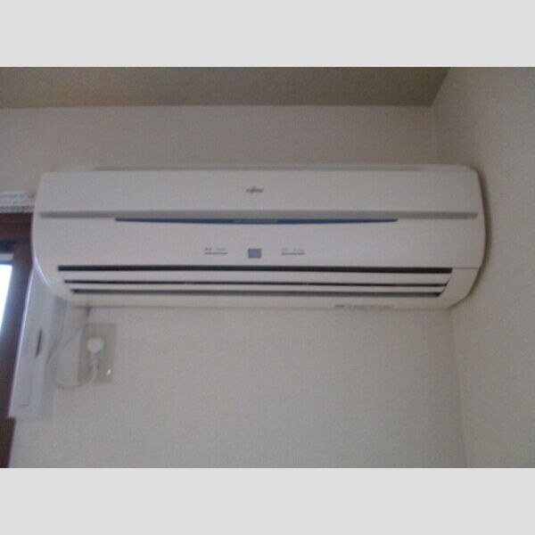 その他　エアコン付き