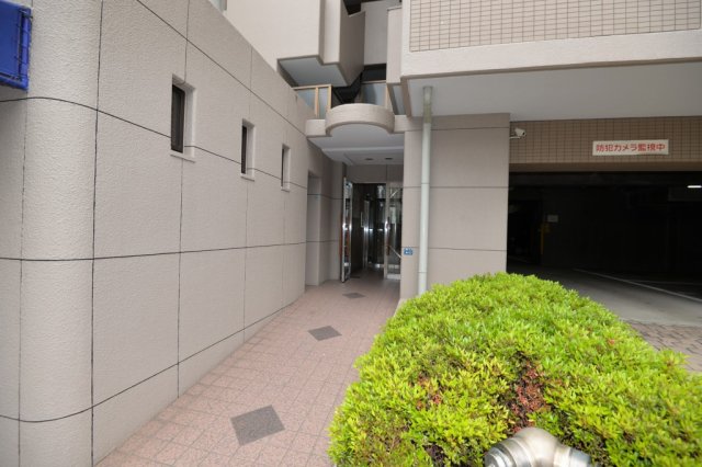 エントランス　毎日通るエントランスはこのようになっています