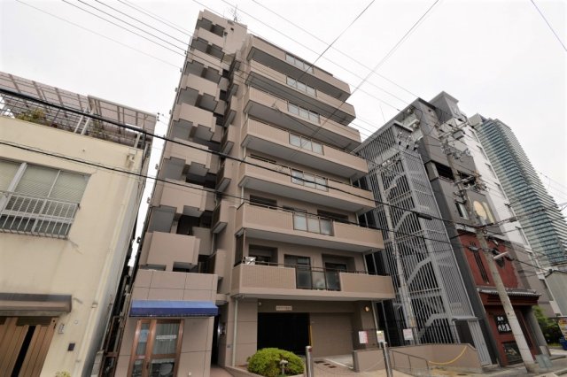 建物外観　落ち着いた雰囲気の外観です