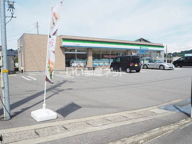 コンビニ　ファミリーマート 富山茶屋町店（コンビニ）まで1550m