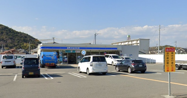 コンビニ　ローソン　姫路四郷町店（コンビニ）まで900m