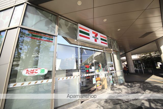 コンビニ　セブンイレブン（コンビニ）まで339m