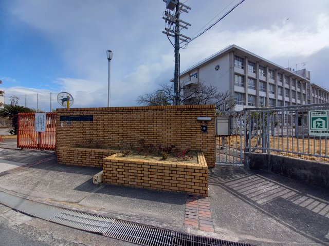 高校・高専　大阪府立西寝屋川高等学校（高校・高専）まで1966m