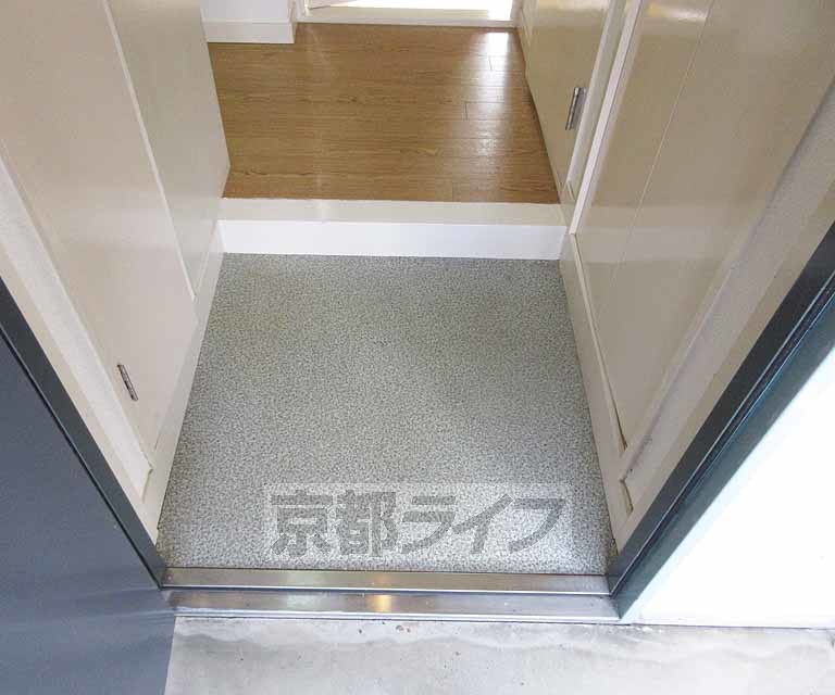 玄関　まとまった玄関です
