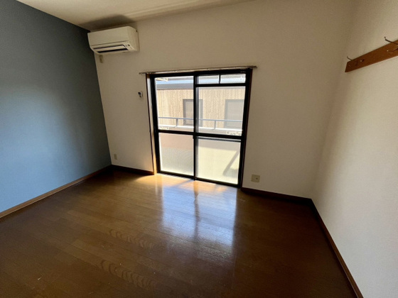 居室・リビング　※別部屋の写真です