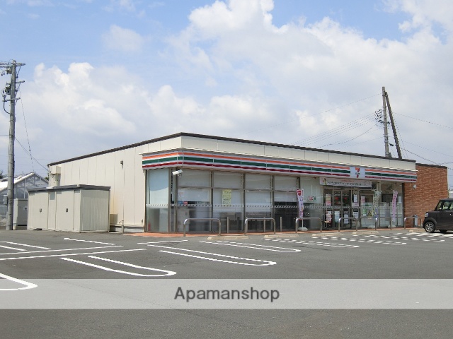 コンビニ　セブンイレブン（コンビニ）まで101m