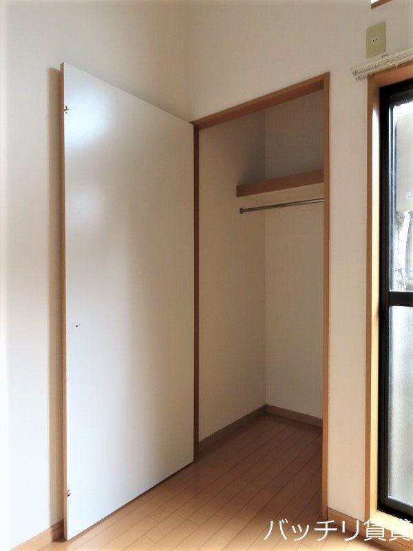 収納　同型タイプの為、現状を優先致します。