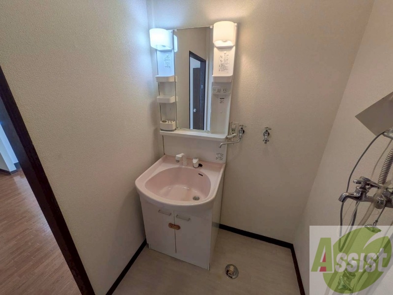 洗面設備　シャンプードレッサーで身支度もラクラクです！