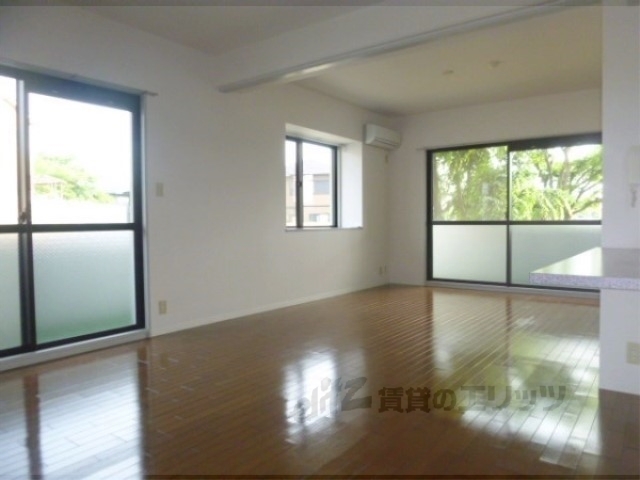 居室・リビング　洋室