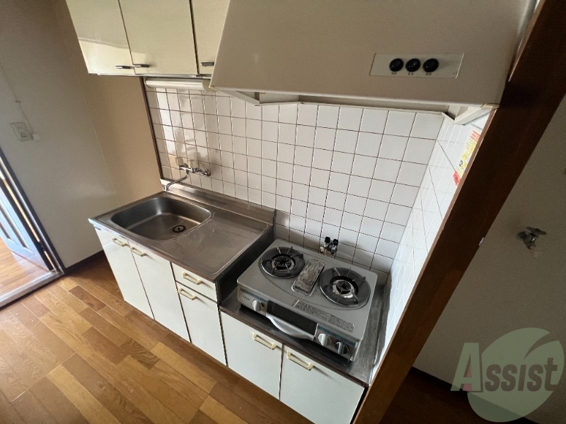 キッチン　キッチンは、調理台が広く使いやすそうですね。