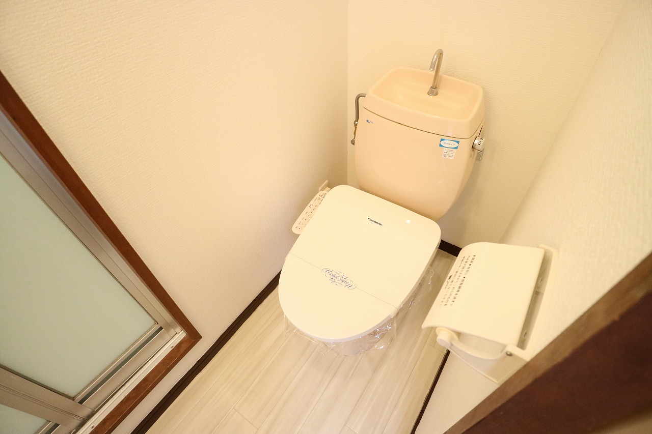 トイレ　トイレ