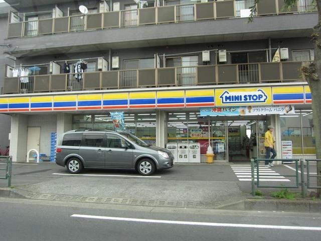 コンビニ　ミニストップ大南1丁目店（コンビニ）まで1028m