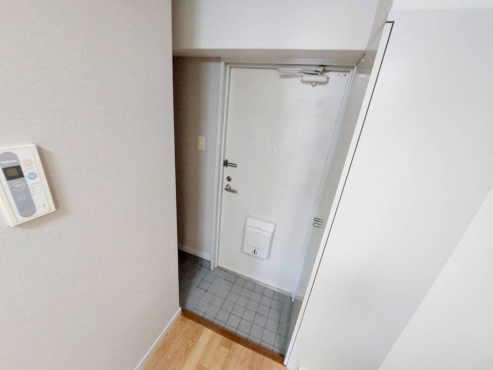 玄関　玄関