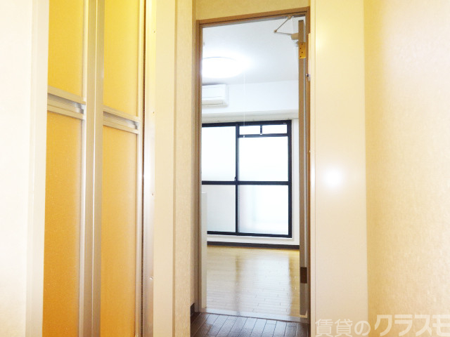 玄関　玄関を開けるとキレイな室内とご対面です☆