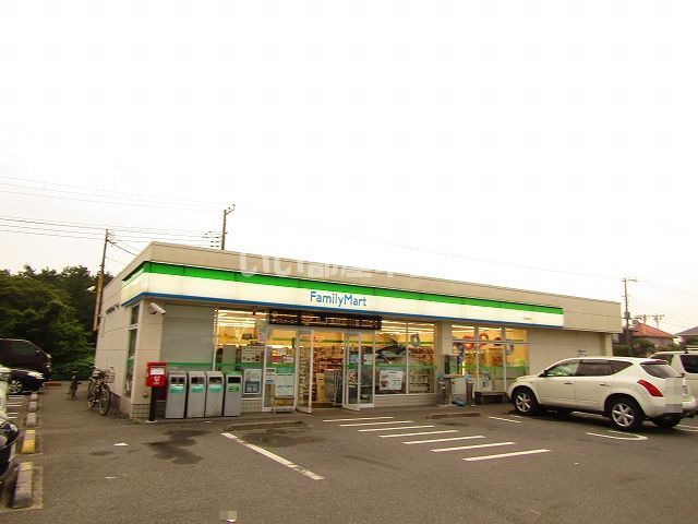 コンビニ　ファミリーマート 一宮海岸店（コンビニ）まで200m