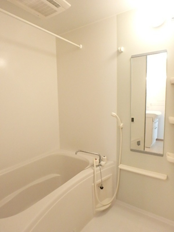 バス・シャワールーム　図面と現状に相違がある場合には現状を優先