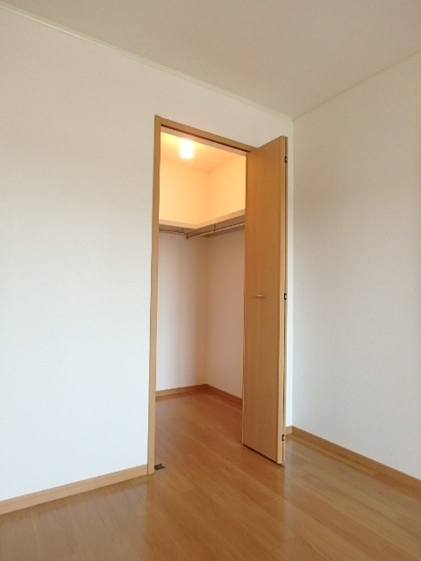 収納　図面と現状に相違がある場合には現状を優先