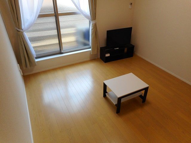 居室・リビング　窓側