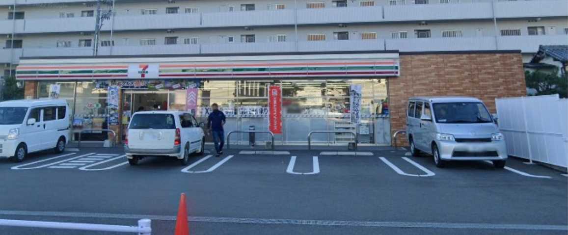 コンビニ　セブン－イレブン広島上小田店（コンビニ）まで611m