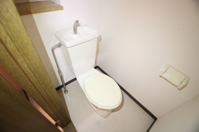 トイレ　別室の参考写真です。※現況優先