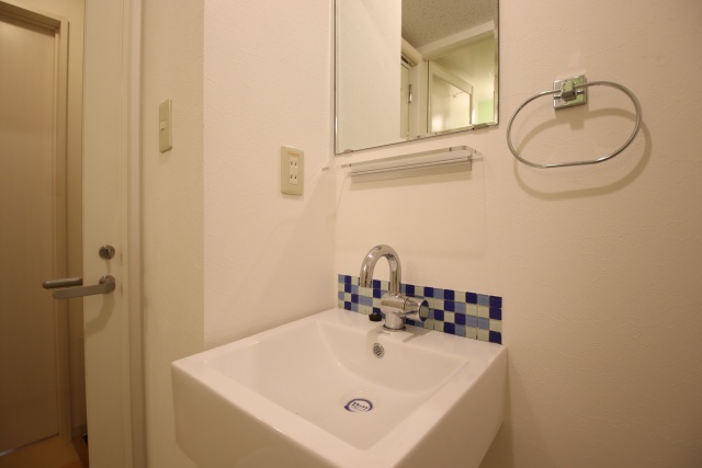 洗面設備　※別室の参考写真の為、現況優先です。