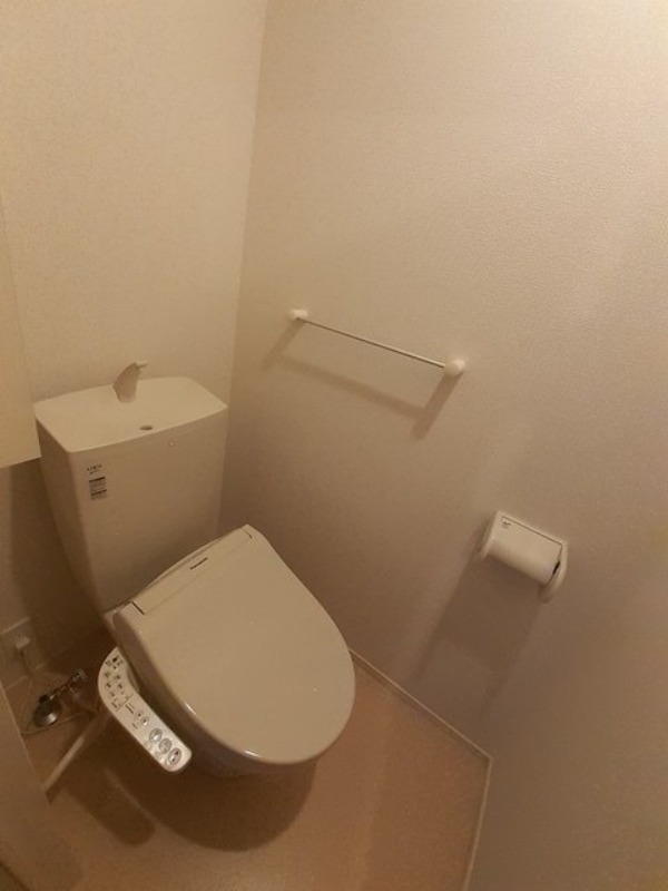 トイレ　図面と現状に相違がある場合には現状を優先