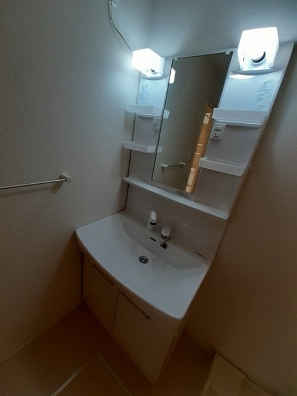 洗面設備　図面と現状に相違がある場合には現状を優先