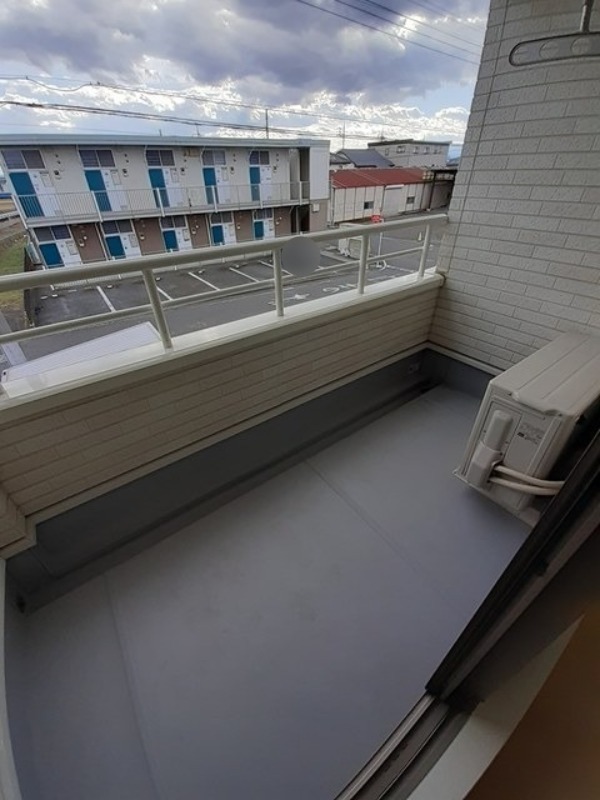 バルコニー　図面と現状に相違がある場合には現状を優先