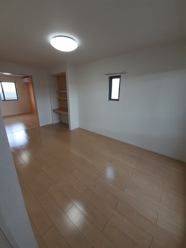 居室・リビング　図面と現状に相違がある場合には現状を優先